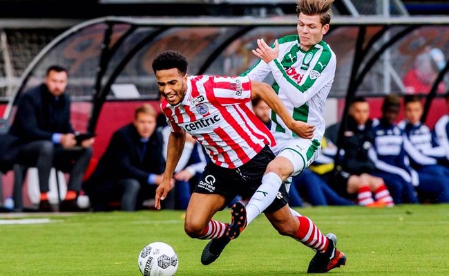 并利用反手 并利用反手