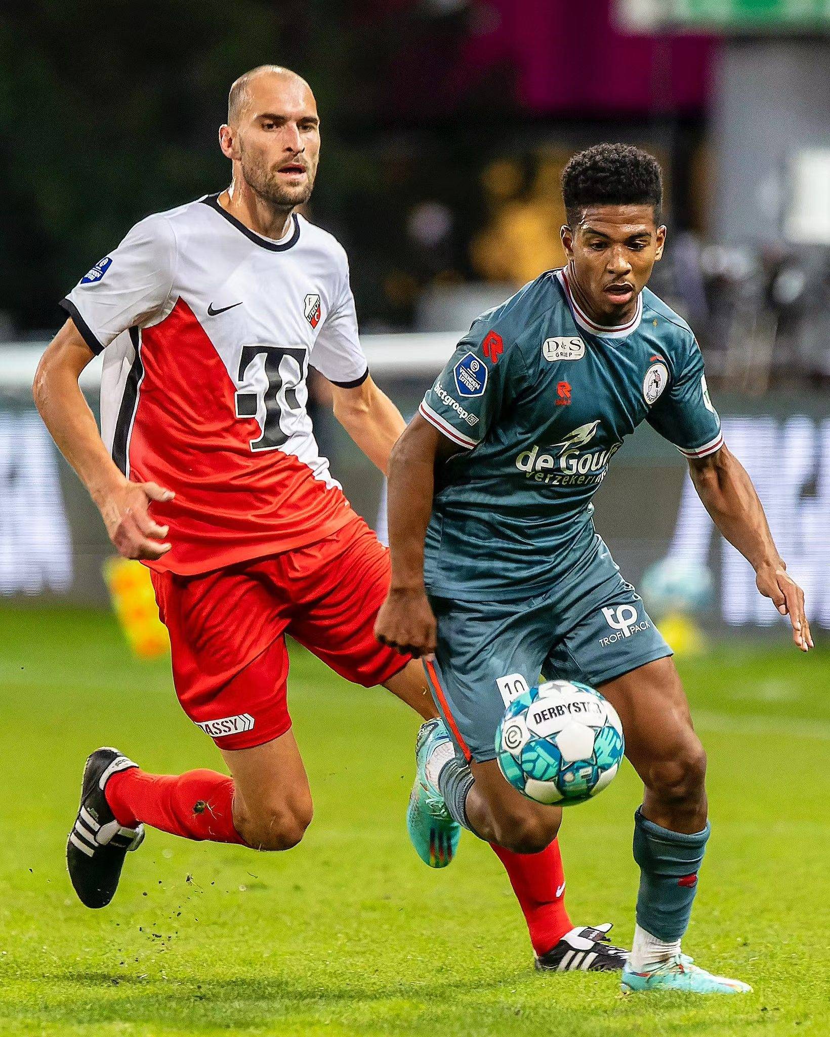 近日在一次 近日在一次